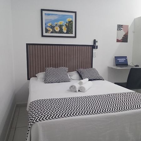 Loft7 Garagem Wifi Proximo Aparecida E Industrias Apartment Пиндамонянгаба Екстериор снимка